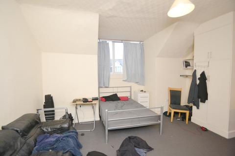 undefined, Curzon Avenue, Manchester M14