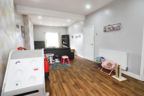 8 Bryn Ucha, New Rhosrobin, Wrexham, LL11 4PL