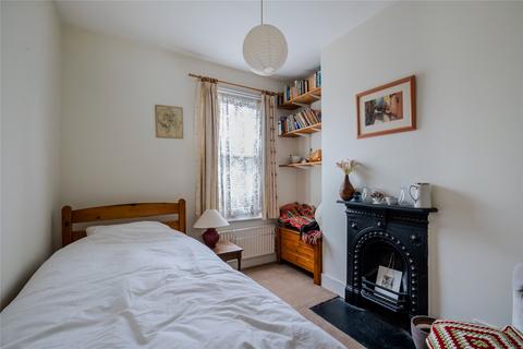 19 Edgington Road, London, SW16 5BS