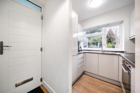 34 Shepperton Road, Petts Wood, Orpington, BR5 1DN