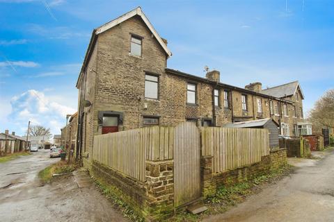 2 bedroom end of terrace house for sale, St. Pauls Road, Bradford BD6