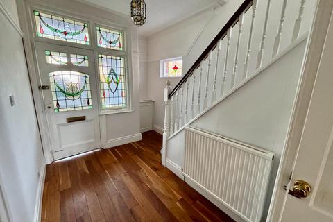 5 bedroom detached house for sale, The Circuit, Didsbury