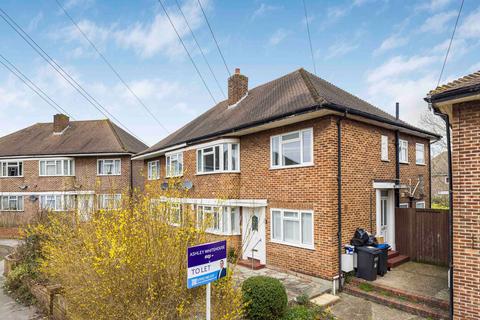 2 bedroom maisonette to rent, Cheston Avenue, Croydon CR0