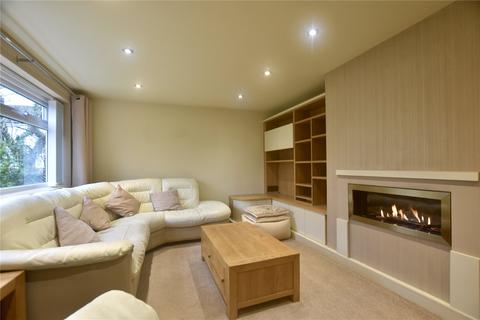 4 Fairway Crescent, Royton, Oldham, OL2 6TT
