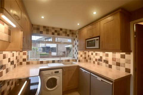 4 Fairway Crescent, Royton, Oldham, OL2 6TT