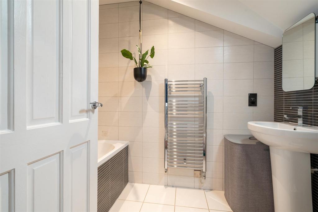21 kingswood close 43.jpg