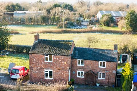 3 bedroom cottage for sale, Moss Lane, Dudleston Heath.