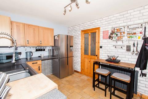 5 Chestnut Drive, Clowne, Chesterfield, S43 4JG
