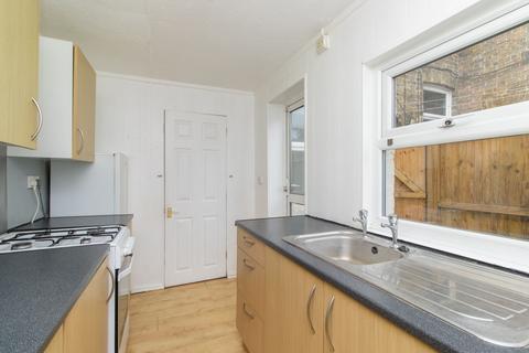 2 bedroom terraced house to rent, Anchor Hill, Margate, CT9