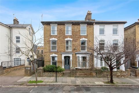 3 bedroom apartment to rent, Wilberforce Road, London, N4