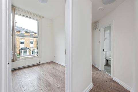 3 bedroom apartment to rent, Wilberforce Road, London, N4