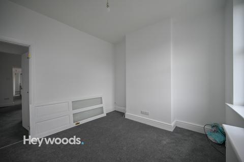 2 bedroom terraced house to rent, Hassell Street, Newcastle, Staffordshire