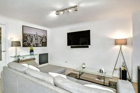 2 bedroom flat for sale, Dicksonfield, Leith, Edinburgh, EH7