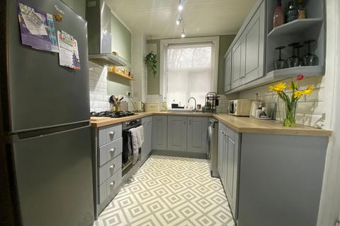 36 Thompson Lane, Chadderton, Oldham, OL9 8LT