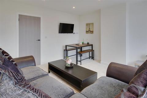 2 bedroom apartment for sale, Bournemouth, Bournemouth BH10