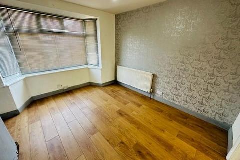 3 bedroom semi-detached house to rent, Twickenham Road, Birmingham