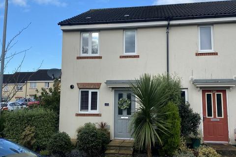 2 bedroom house to rent, St Austell