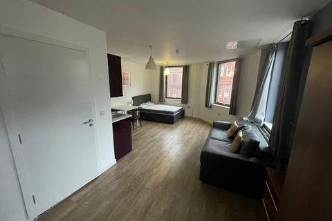 Studio to rent, Moorfields, Liverpool L2