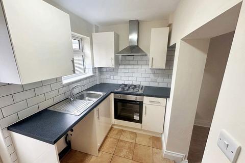 2 bedroom terraced house to rent, Ilkeston Road, Heanor, DE75 7LX