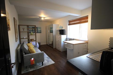 Studio to rent, St Brelade JE3