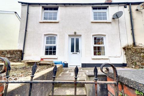 3 bedroom cottage for sale, Snatchwood Road, Pontypool