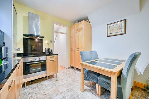 1 bedroom flat for sale, Layton Road, Brentford, TW8