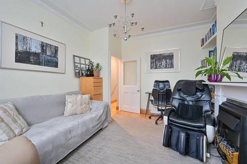 1 bedroom flat for sale, Layton Road, Brentford, TW8