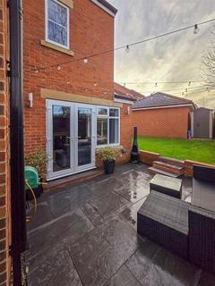 4 bedroom detached house to rent, *Extended* Capheaton Way, Seaton Delaval, NE25