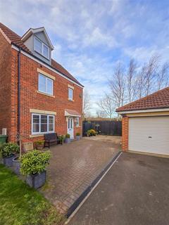 4 bedroom detached house to rent, *Extended* Capheaton Way, Seaton Delaval, NE25