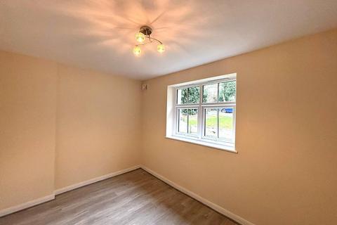 1 bedroom flat to rent, Hamlet Road, Upper Norwood, London, SE19