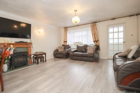 3 bedroom terraced house for sale, Honeyball Walk, Sittingbourne, Teynham, ME9