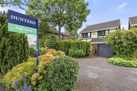 3 bedroom detached house for sale, Westleigh Lane, Leigh