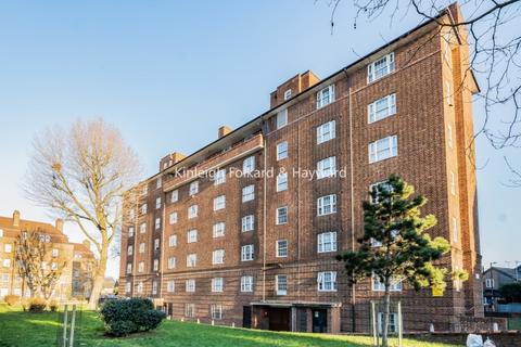 2 bedroom flat to rent, Doddington Grove London SE17