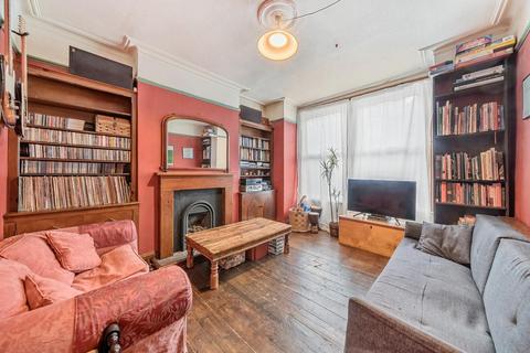 2 bedroom maisonette for sale, Mersham Road, Thornton Heath