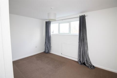 2 bedroom terraced house for sale, Brunton Grove, Newcastle Upon Tyne