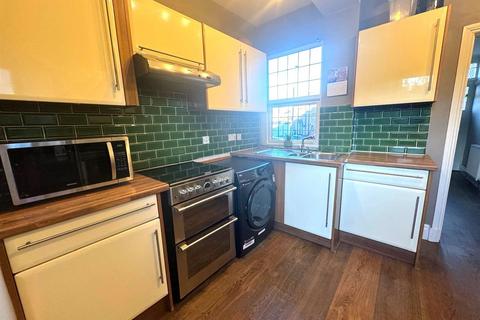 26 Barn Grove, Audenshaw, Manchester, M34 5LG