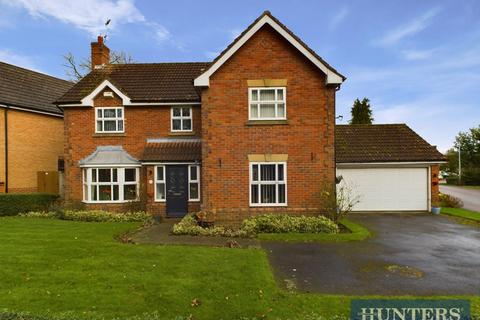 4 bedroom detached house for sale, Megson Way, Walkington, Beverley, HU17 8YA