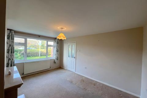 2 bedroom semi-detached bungalow for sale, Tewkesbury GL20