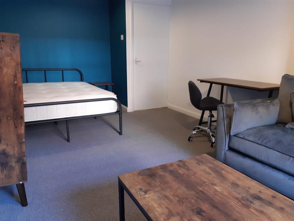 2 D1 C9543-E113-4897-9544-F54 DB909635 C.jpeg