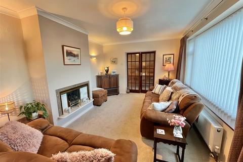 5 bedroom detached house for sale, Tarnside Fold, Glossop