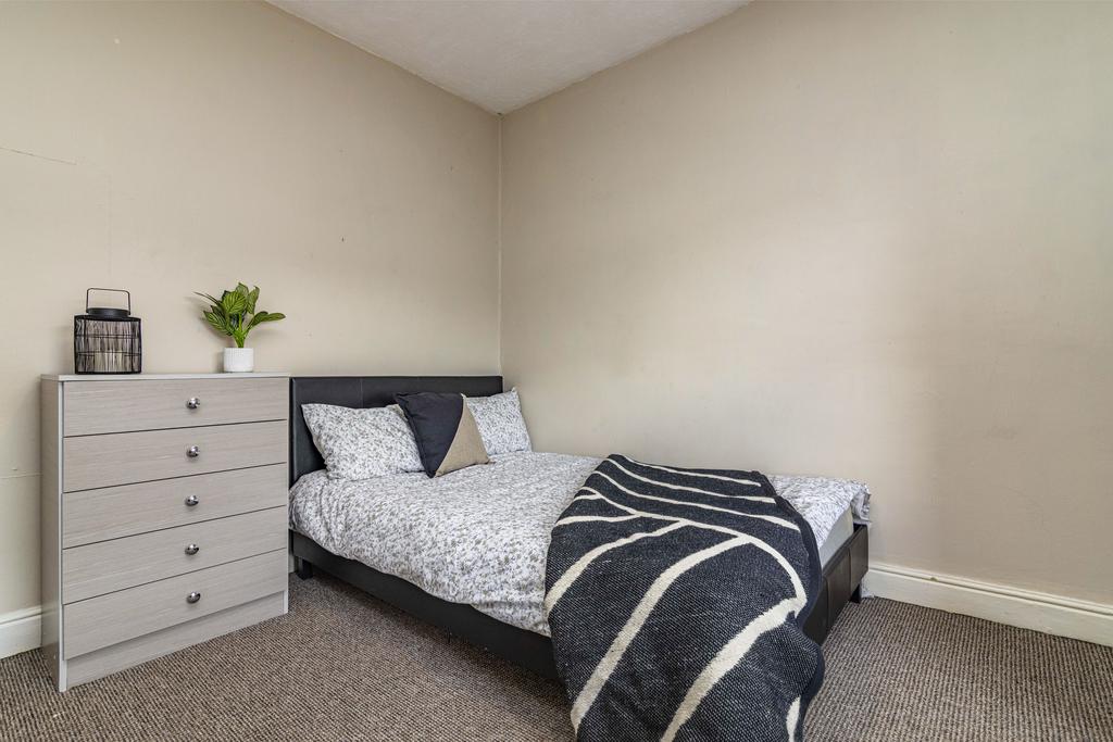 70 Sincil Bank-4.jpg