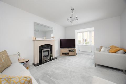 47 Castle Hedingham, Trowbridge, BA14 6GS