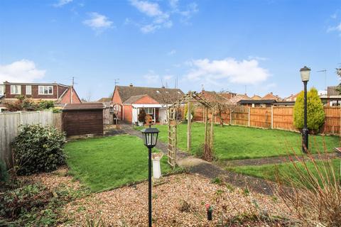 2 bedroom semi-detached bungalow for sale, Suffield Way, King's Lynn