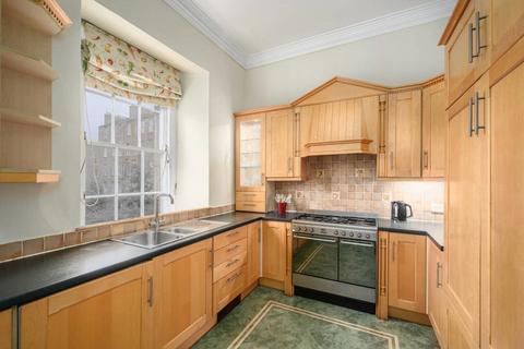 5 bedroom townhouse to rent, Great King Street, New Town, Edinburgh