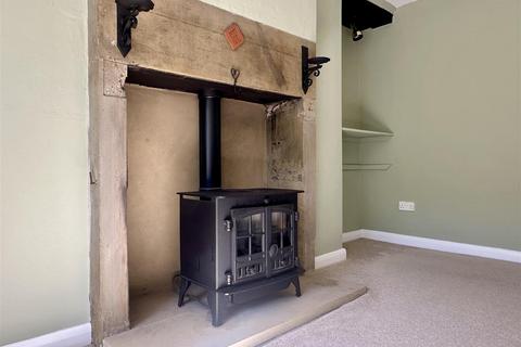 4 bedroom house to rent, Monyash Road, Bakewell