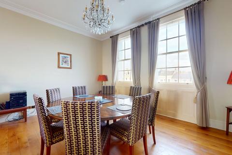 3 bedroom penthouse for sale, Clarendon House, Stoke