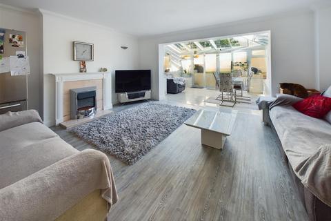 undefined, 3 Bed Home perfectly located next to St Andrews Park