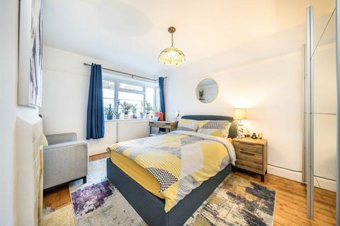 2 bedroom flat for sale, Leigham Court Road, London SW16