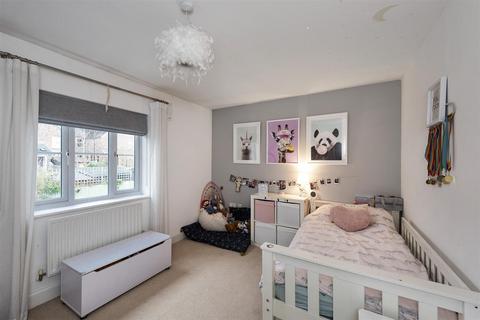 6 Dawes Close, Tonbridge, TN9 1QX