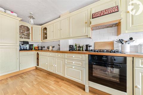 3 Merryweather Close, Dartford, DA1 1UG